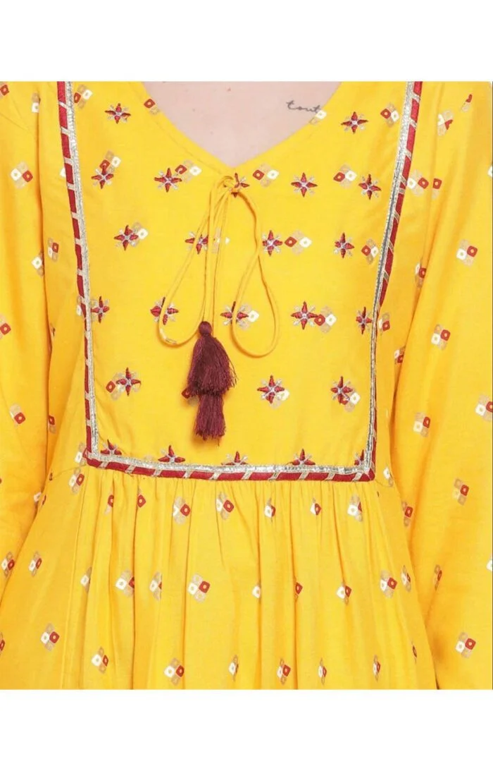 Aabta Ladies Printed Kurti (Below Knee Length) – Only Top. Fabric : Rayon Without lining. - Image 3