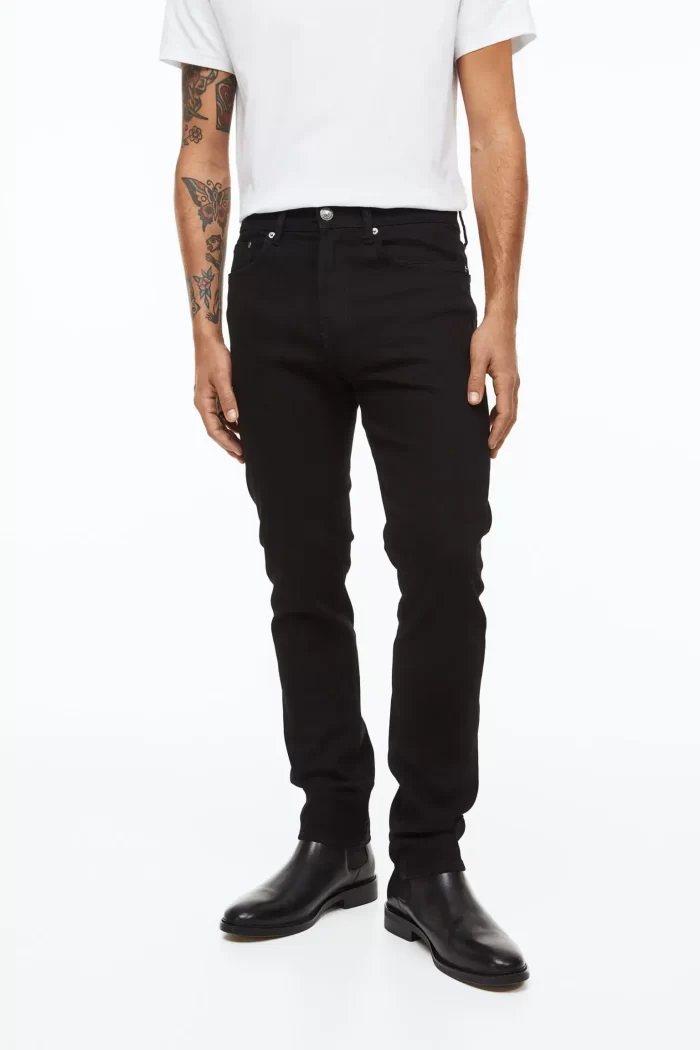 H&M Black Regular Fit Jeans in Cotton Denim with a slight stretch for good comfort