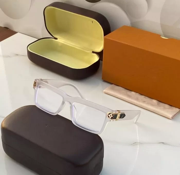 Branded Stylish Sunglasses with Glass Frame for Women
