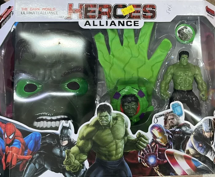 Avengers Hulk Set Of 4 (Glove, Disc Shooter, Mask, Hulk Figure) Free Target Board  (Green)