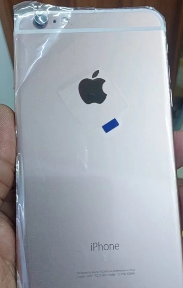 Refurbished) APPLE IPHONE 6 , 32 GB Smartphone - Superb Condition