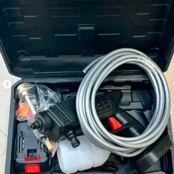 Cordless Pressure Washer, 950PSI Portable Power Washer, with 21V 4.0AH Rechargeable Battery and Charging Kit, 6-in-1 Nozzle, Suitable for Outdoor Cleaning and Watering - Image 2