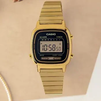 Casio vintage watch