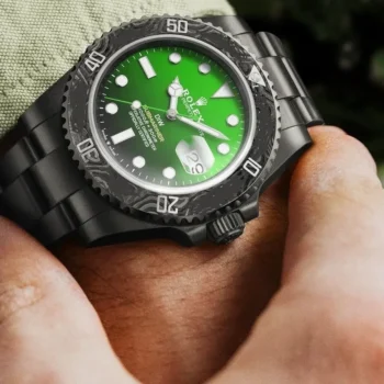 Rolex Submariner Black watch with green Dial Luxury Timepiece